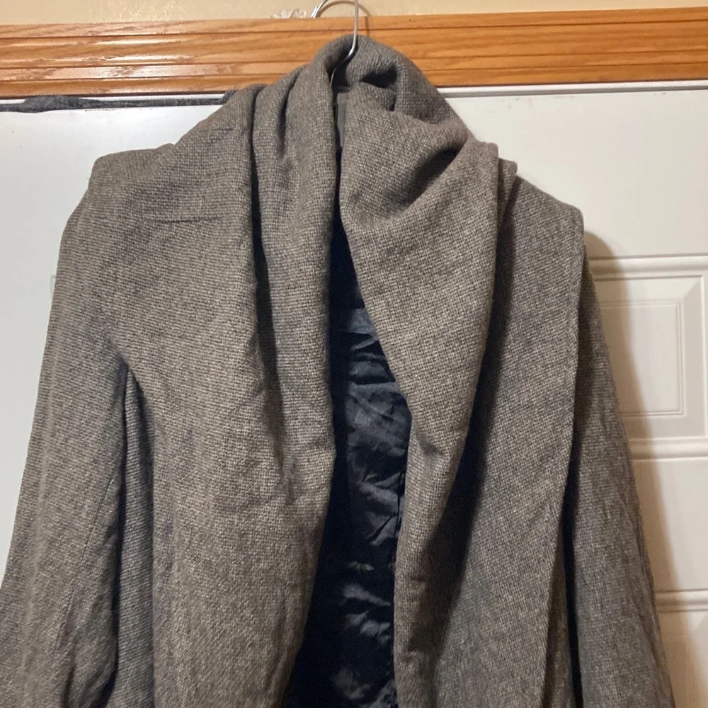 G.e.t. stylish gray
